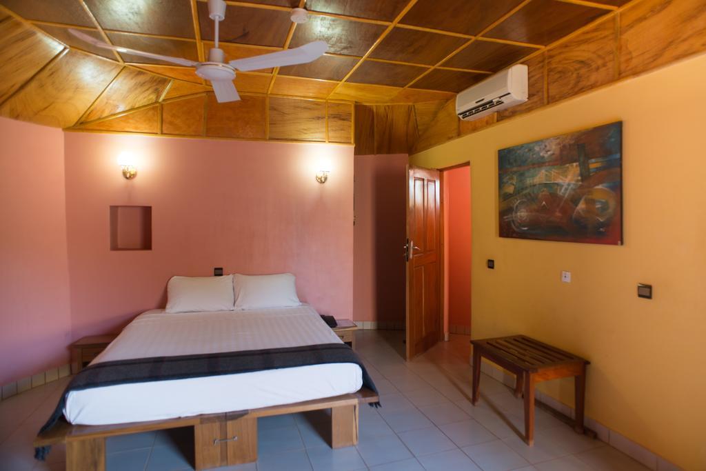 Le Grand Calao Hotel Ouagadougou Ruang foto